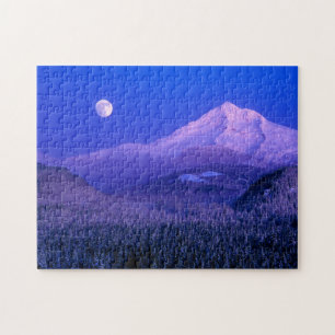 Maanopkomst boven Mt. Hood Oregon in de winter Legpuzzel
