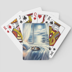 Maanverlichte kustslaapkamer met slapende kat pokerkaarten
