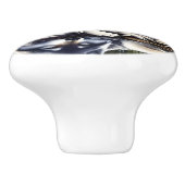 Maanverlichte sereniteit een sluimerende wolf keramische knop (Zijkant)