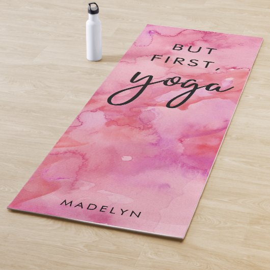 Maar eerst Yoga | Roze Waterverf en script Yogamat (In situ)