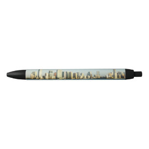 maart 2006. 2 zwarte inkt pen