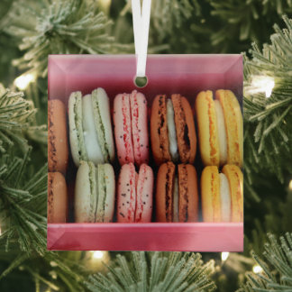 Macarons in verschillende kleuren glas ornament