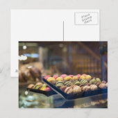 Macaroons in Venster 2 van Show Briefkaart (Voorkant / Achterkant)