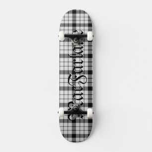 MacFarlane Tartan Schotse Ruitpatroon Rood Skateboard