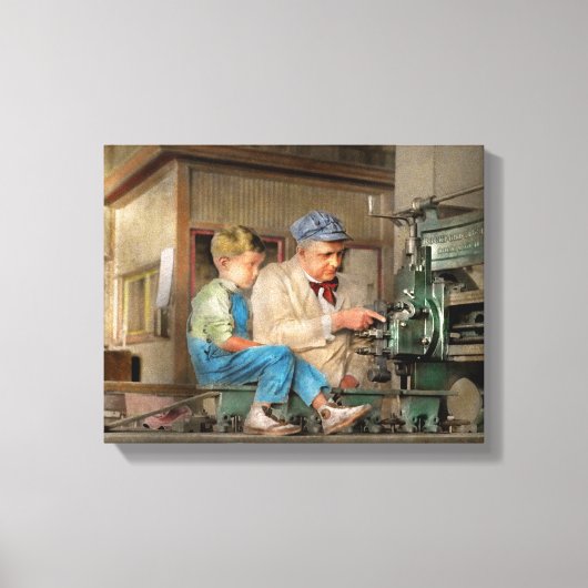 Machinist - Verzendtijd met opa 1921 Canvas Afdruk (Voorkant)