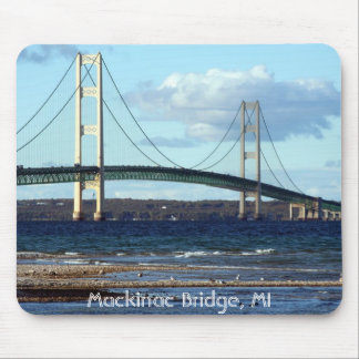 Mackinac-Bridge-in-herfst, Mackinac Bridge, MI Muismat