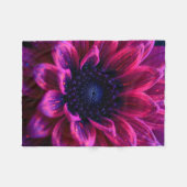 Macro Fuchsia Nevel Fleece Deken (Voorkant (Horizontaal))