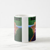 Mad Koe Mok (Center)