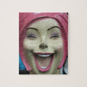 Mad Laughing Mannequin ~ Uncanny Valley Girl Legpuzzel