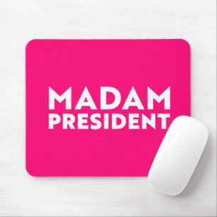 Madam President moderne typografie wit heet roze Muismat