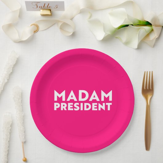 Madam President moderne typografie wit heet roze Papieren Bordje (Huwelijk)