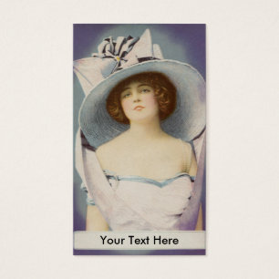 Madame Wearing Big Hat avec l'arc