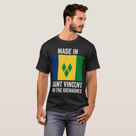 Made in Saint Vincent en de Grenadines // Vlag T-shirt (Voorkant volledig)