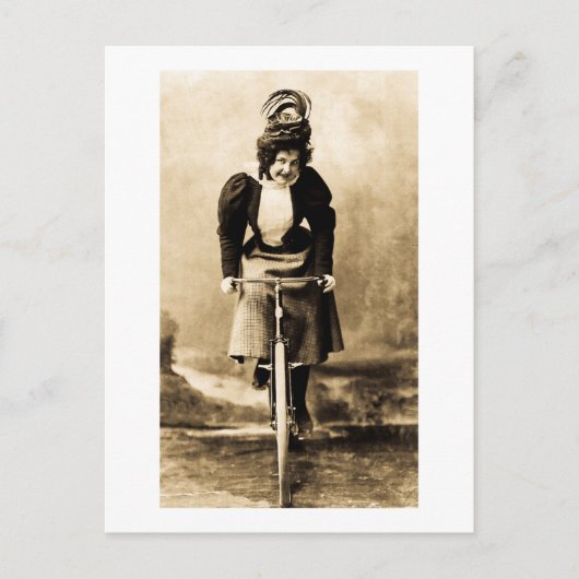 Madge Lessing on Bike  1902 Briefkaart (Voorkant)