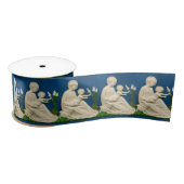 MADONNA MET KIND EN WITTE LILEN LINT (Spoel)