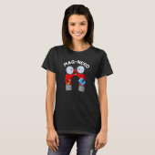 Mag-nerd Grappig Nerd Magneet Pun Dark BG T-shirt (Voorkant volledig)