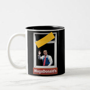 Magadonalds Trump 2024 Tweekleurige Koffiemok