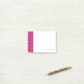 Magenta Berry Pattern Post-it® Notes (Op bureau)