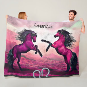 Magenta Fantasy Horses in Cartoon Dot Fleece Deken