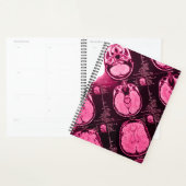 Magenta MRI : Une vue de l'axe du cerveau (Devant avec enveloppe)