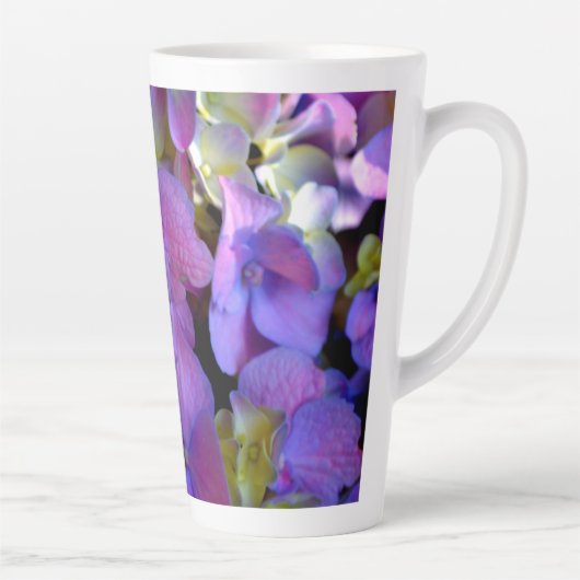 Magenta Paars blauw Hydrangeenbloemen Latte Mok (Rechts)