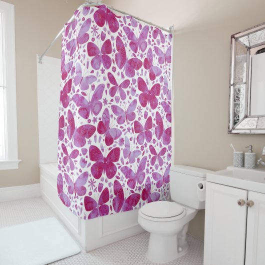 Magenta roze Waterverf Butterfly Douchegordijn (In situ)