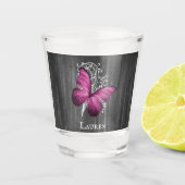 Magenta Rustic Butterfly - gepersonaliseerd warm g Shot Glas (Voorkant)