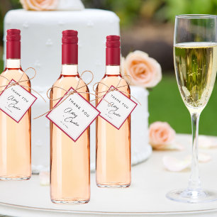 Magenta voor moderne lettertypen en minimale bruil bedankjes labels