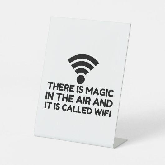 MAGIC IN DE LUCHT IS WIFI RECLAMEBORD MET VOETSTUK (Voorkant)