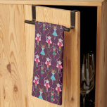 Magic Nutcracker Red Motif<br><div class="desc">Serviette de cuisine de Noël mignonne et amusante avec l'illustration dessinée à la main du chat, du chien et de la souris comme personnages de ballet de noisette. L'arrière - plan est rouge.</div>