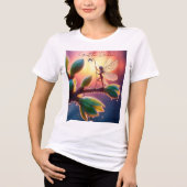 Magical fairy with dewdrop lantern on the branch Tri-Blend shirt (Voorkant)