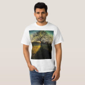 Magical fireflies dreamy landscape t-shirt (Voorkant volledig)