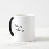 Magique Balance Your Qi Mug – Minimalist Acupuncture Mug (Devant gauche)