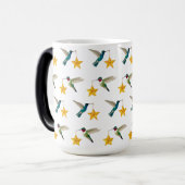 Magique Colibris et étoiles Mug à café à deux tons (Devant gauche)