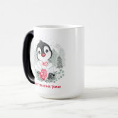 Magique Cute Penguin Mug de Noël personnalisé (Devant gauche)