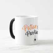 Magique Potion de Perkiness, Mug d'araignée (Devant gauche)