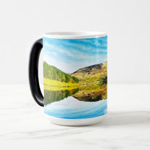 Magique Réservoir Dovestone en hiver Mug