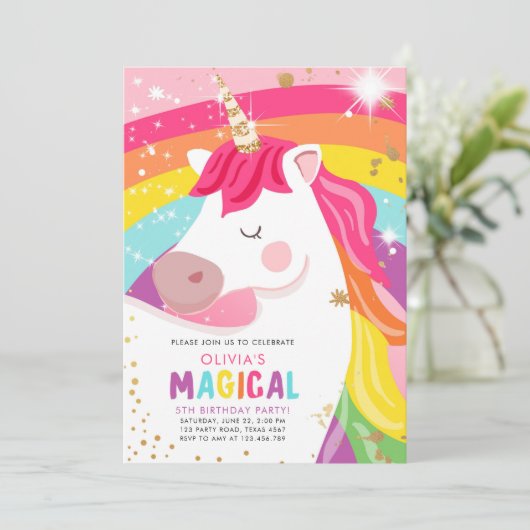 Magique Unicorn Rainbow Girl Invitation d'annivers (Debout devant)