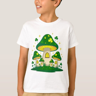 Magisch dorp met gloeiende paddenstoelen t-shirt