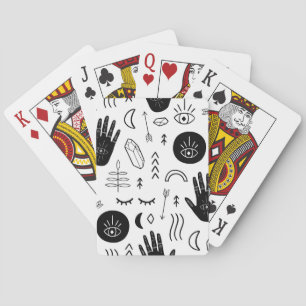 Magische handen, maan, etnisch patroon. pokerkaarten