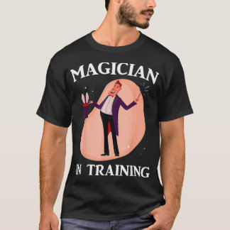 Magische magiër die Bunny Tricks Rabbit opleidt T-shirt