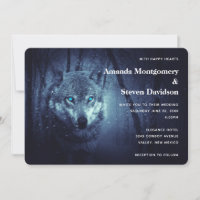 Magische Wilde Wolf met verbluffende blauwe ogen b