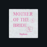 Magnet En Pierre Mère De La Mariée Mariage Cadeau Rose Floral<br><div class="desc">Conçu avec des motifs floraux roses et modèle de texte pour le nom,  cela fait un cadeau cool et personnalisé pour la mère de la mariée !</div>