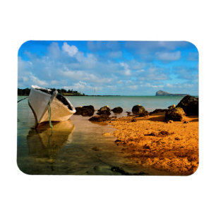 Magnet Flexible Bateau de pêche sur une plage mauricienne avec un