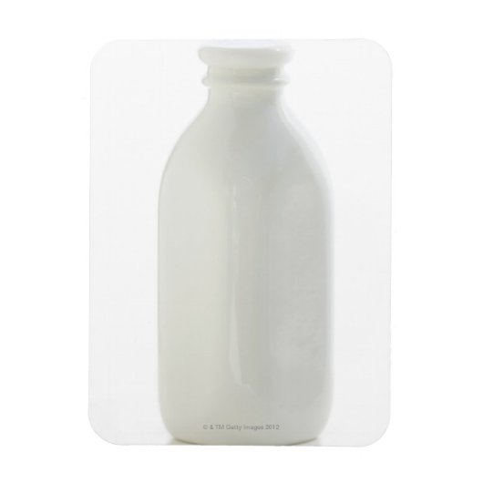 Magnet Flexible Bouteille de lait sur arrière - plan blanc (Vertical)