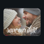 Magnet Flexible Calligraphie en gras | Photo Enregistrer la date<br><div class="desc">Cette magnifique photo à fond saigné enregistrer la date comporte une calligraphie de style rétro audacieuse et le texte "Save our date" - customisez avec vos détails mariages et votre photo préférée.</div>