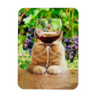 Chat avec verre de vin