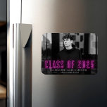 Magnet Flexible Classe Magenta Neon moderne de 2023 - Diplôme Phot<br><div class="desc">Annoncez la réalisation spéciale de votre diplômé avec nos magnets de diplôme de néon. L'aimant de graduation moderne affiche la photo horizontale du diplômé avec "Classe de 2023" en lettres magnétiques. Personnalisez l'aimant photo graduation en ajoutant le nom du diplômé et le nom de l'école. L'aimant photo de diplôme est...</div>