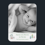 Magnet Flexible De Notre Maison À Votre Photo Carte De Vacances De<br><div class="desc">"De notre maison à la vôtre" Ajoutez votre choix d'image.  Maison douce avec petit bonhomme de neige.  Changez votre nom et quel accueil de vacances mignon. Si simple et adorable. Un grand gardien.</div>