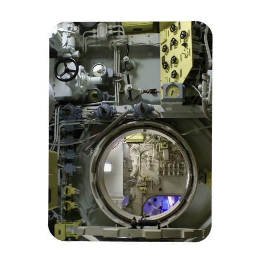 Magnet Flexible écoutille sur un ancien sous-marin rétro (Vertical)